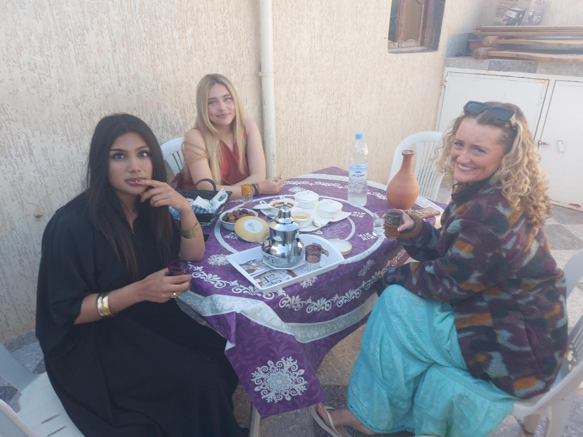 Chambre Chez L'Habitant Avec Famille Agadir Exterior foto